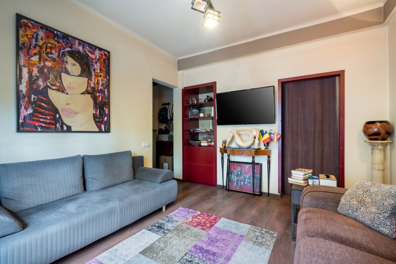 Calea Serban Voda Apartament in zona de vile