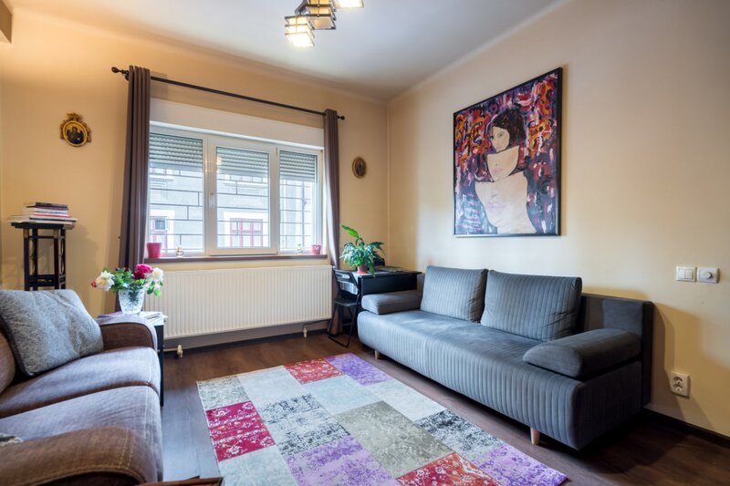 Calea Serban Voda Apartament in zona de vile