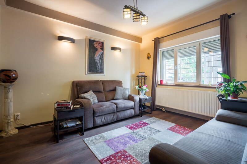 Calea Serban Voda Apartament in zona de vile